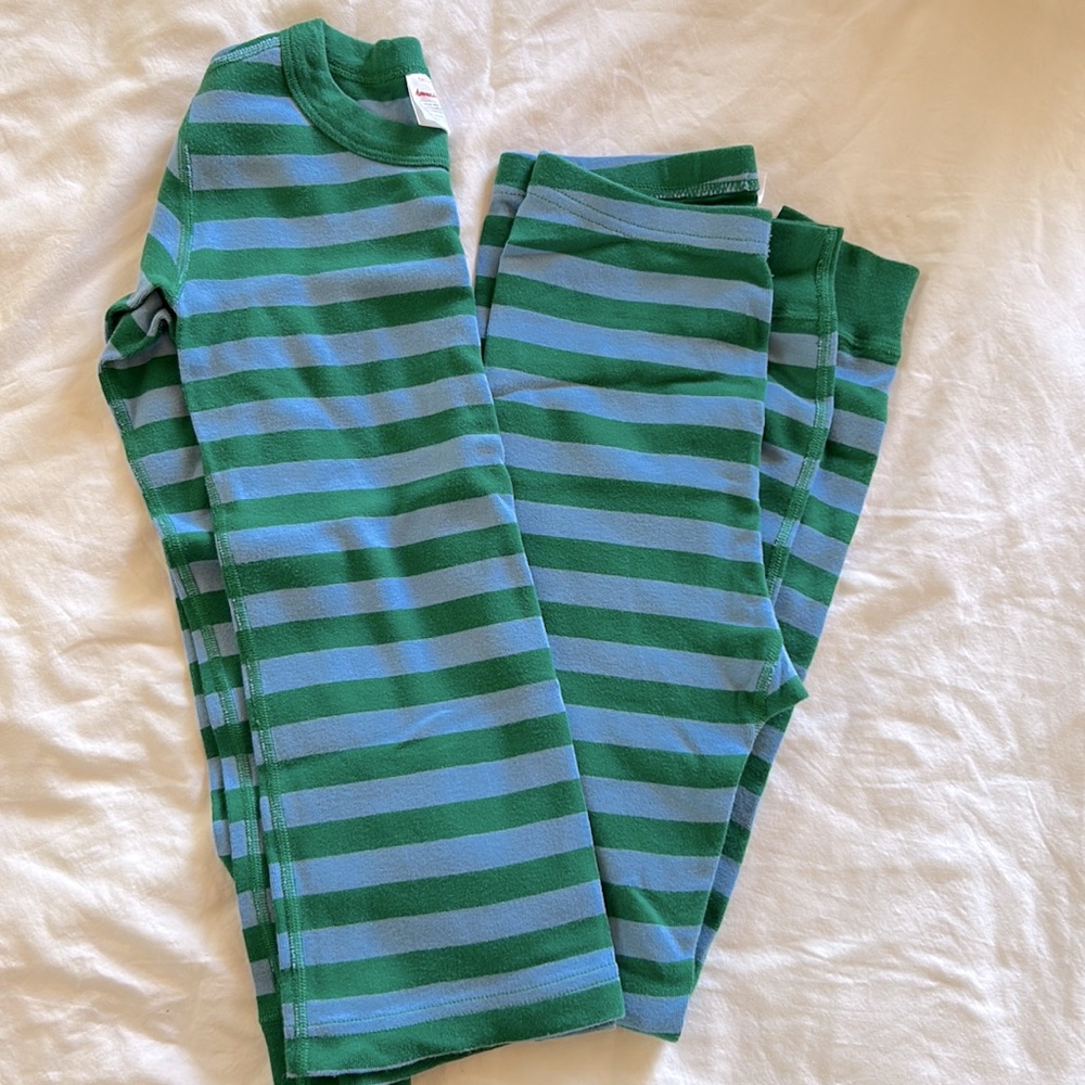Fun striped Hanna Andersson PJs. Size 10/140cm